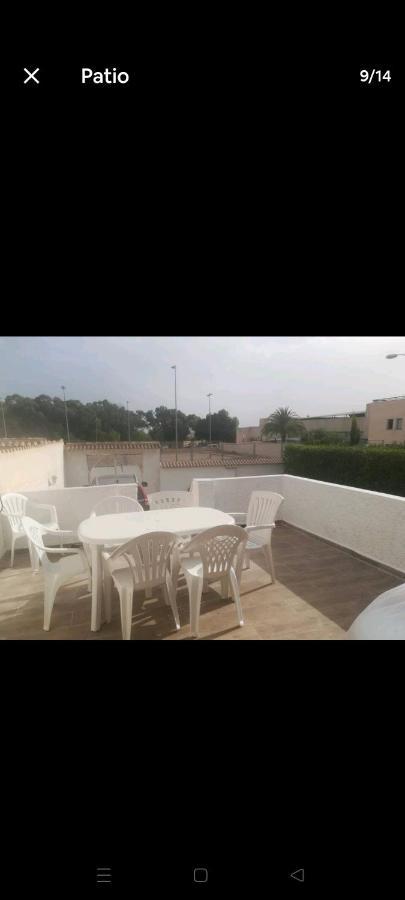Acogedora Casa Con Piscina Torrevieja Exterior foto